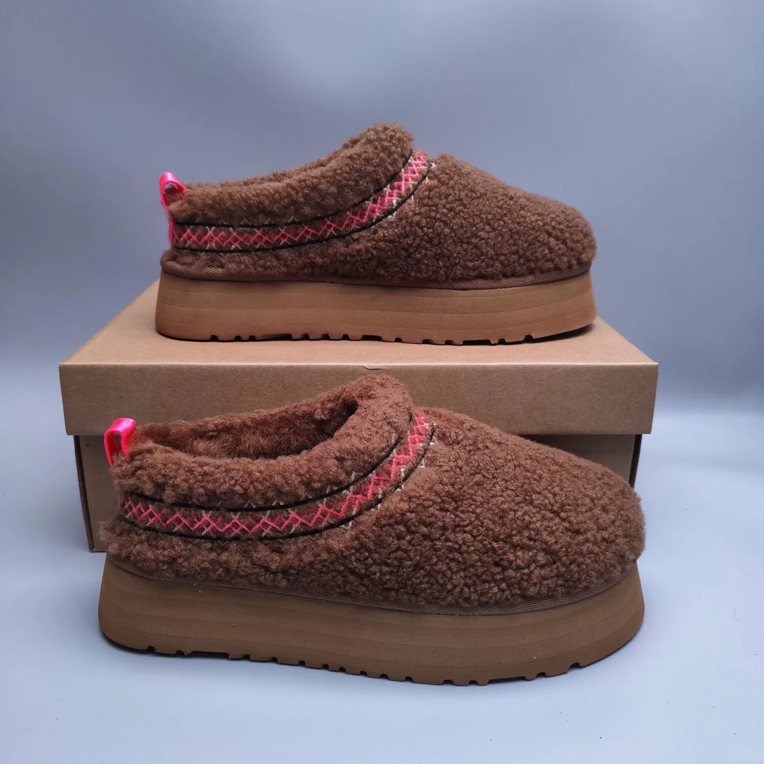 💰520 UGG sheepskin all-in-one snow boots 3976 Thick-soled ethnic style teddy roll women’s style Color: Teddy Brown White Black Size: 35-41